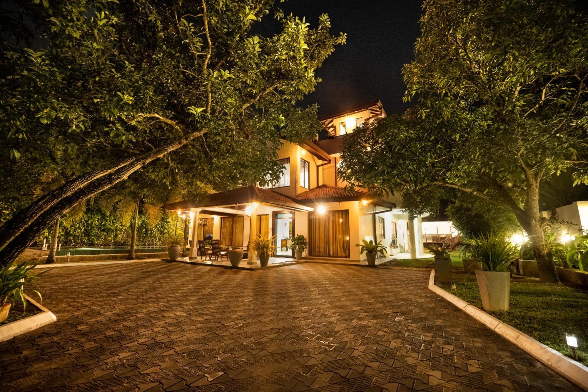 Thithi'S Palace ミリッサ エクステリア 写真
